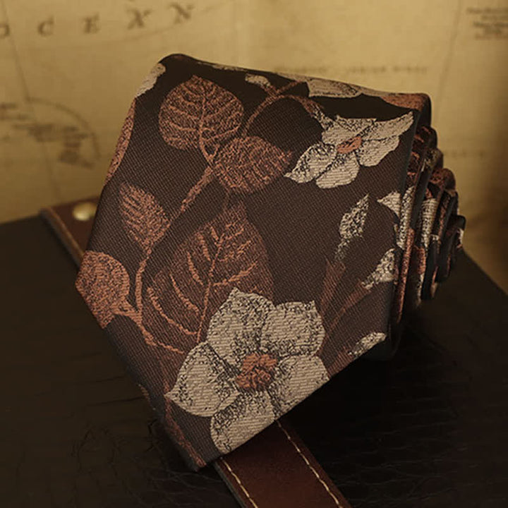 Herren Fliege mit herbstlichem braunen Blätter- und Blumenmuster