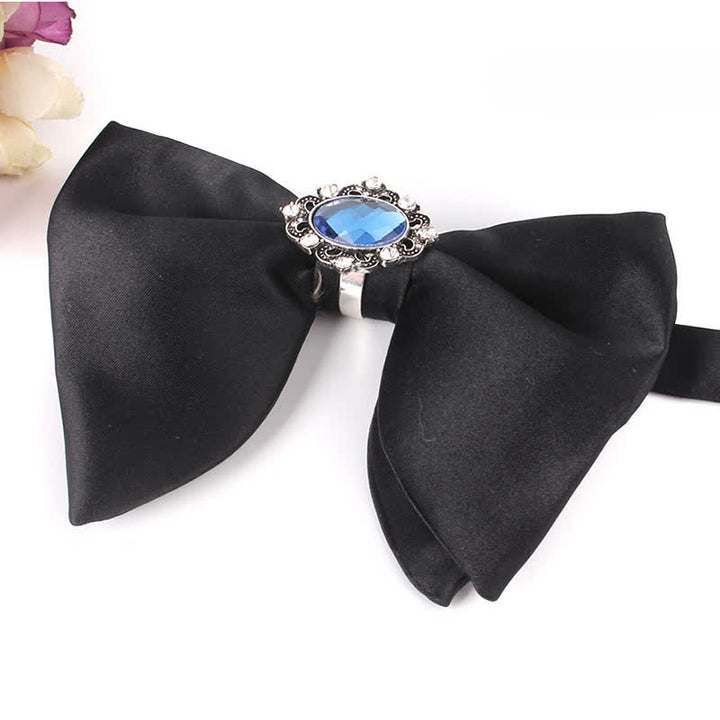 Schwarze Herrenfliege mit Strass-Schmetterling im Oversized Pointed-Design