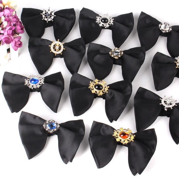 Schwarze Herrenfliege mit Strass-Schmetterling im Oversized Pointed-Design