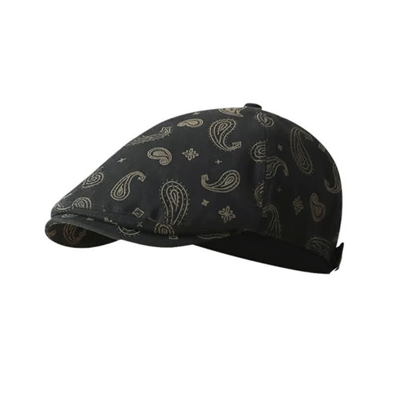 Barett-Hut mit Blumenmuster und Paisley-Muster