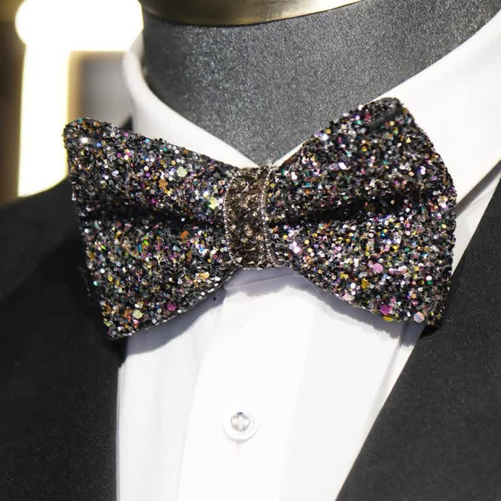Funkelnde, farbenfrohe Herrenfliege mit Strass