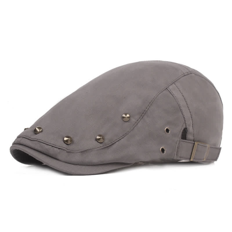 Stylischer Punk-Nieten-Newsboy-Barett-Hut