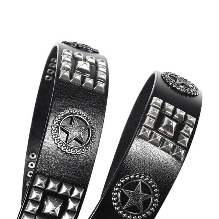 Metall-Sternnieten besetzter Punk-Biker-Ledergürtel