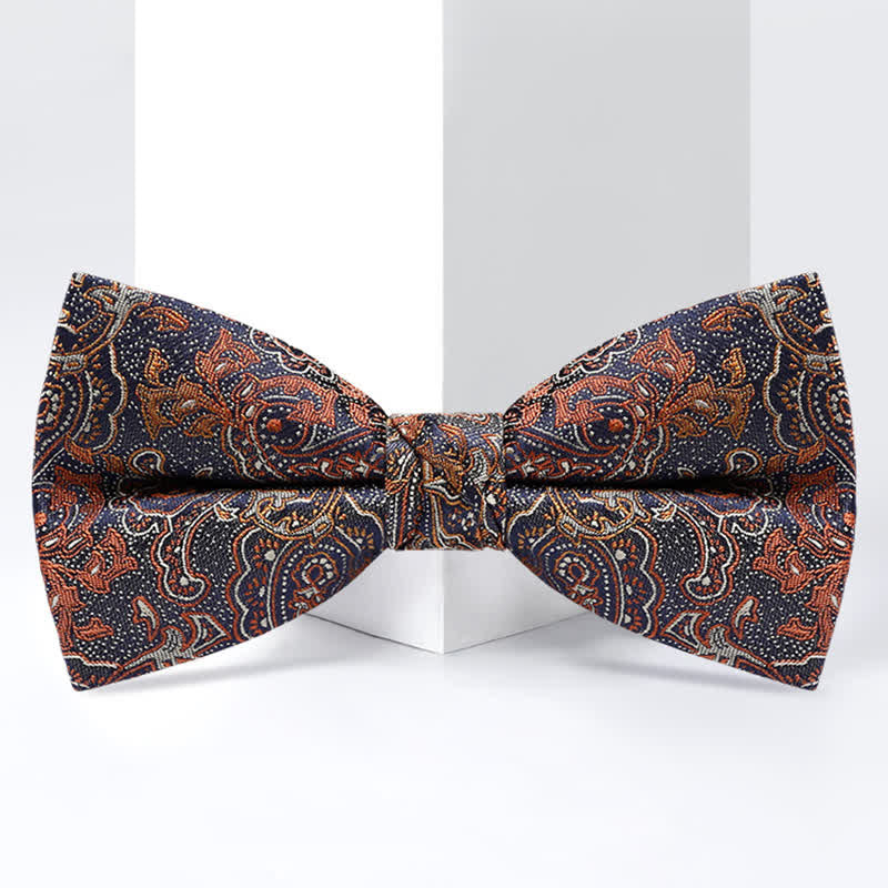 Luxuriöse orangefarbene Paisley-Fliege mit Farbverlauf für Männer