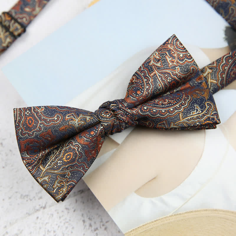 Luxuriöse orangefarbene Paisley-Fliege mit Farbverlauf für Männer