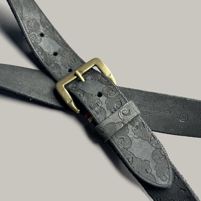 Zarter Vintage-Gürtel mit Blumenprägung aus Leder