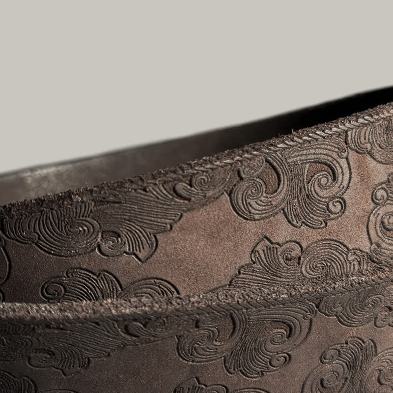 Zarter Vintage-Gürtel mit Blumenprägung aus Leder