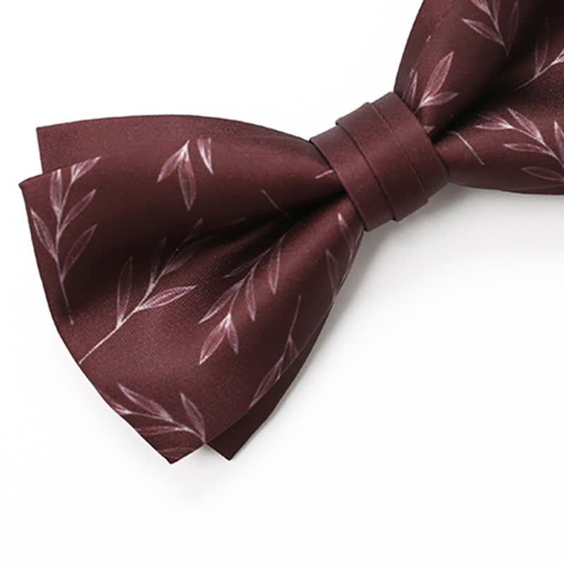 Elegante Herrenfliege in Weinrot mit Weidenmuster