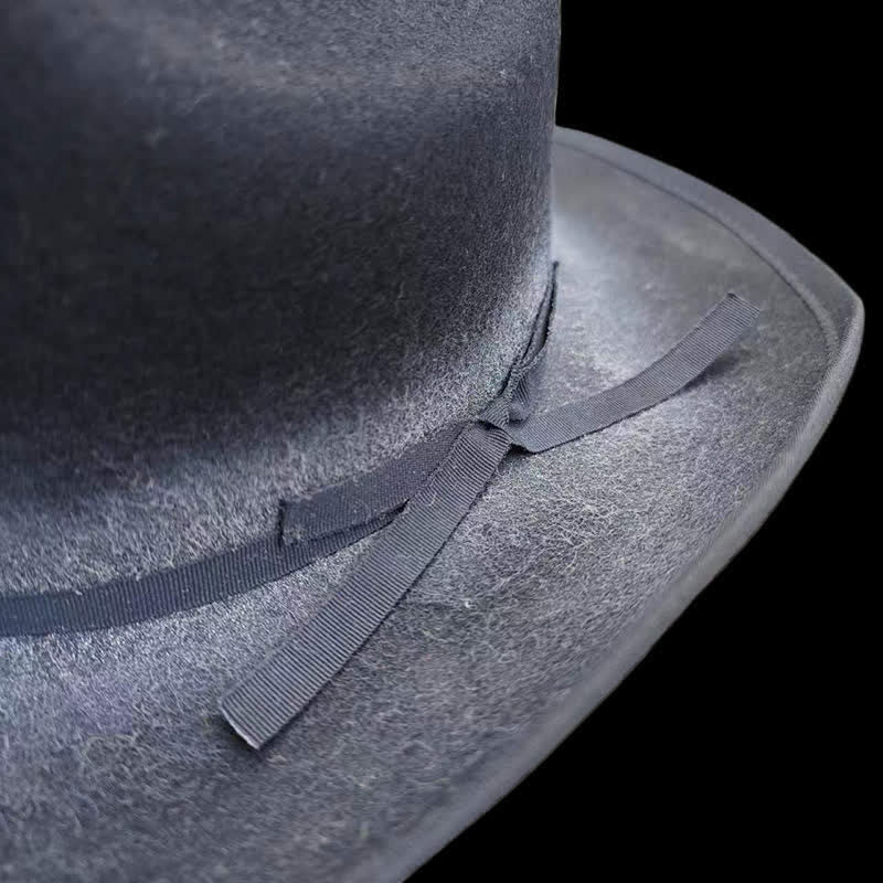 Schwarzer Gealterter Woll-Cowboy-Hut mit Schleife