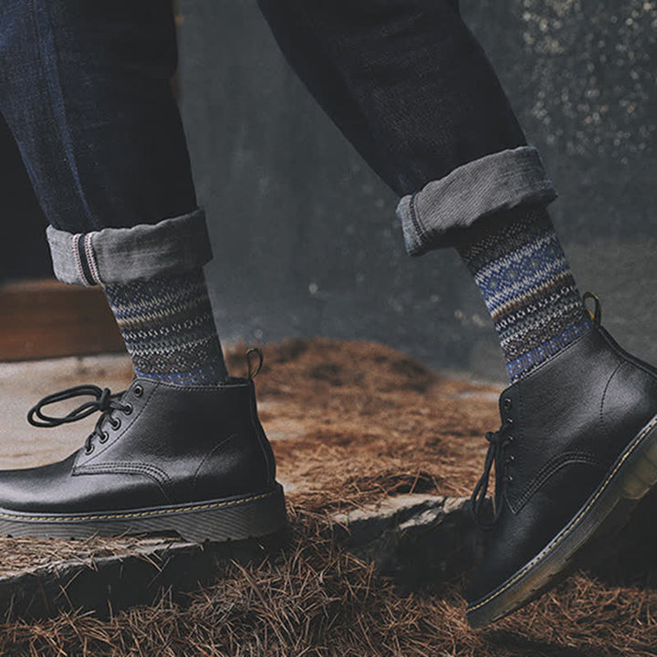 Retro National Style Ethno-gestreifte Socken