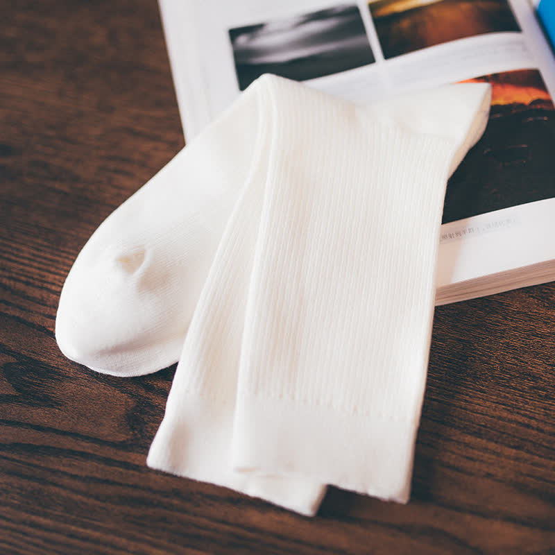 Gemütliche Herren-Baumwollsocken in Unitönen mit Rippenmuster