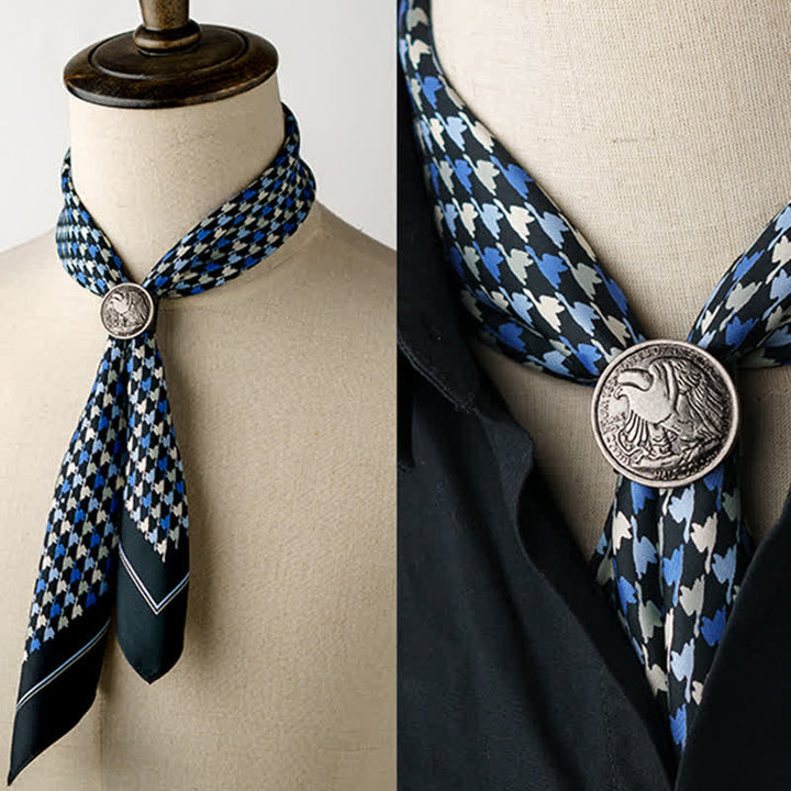 Marineblauer Hahnentritt-Quadratschal mit Schalschnalle
