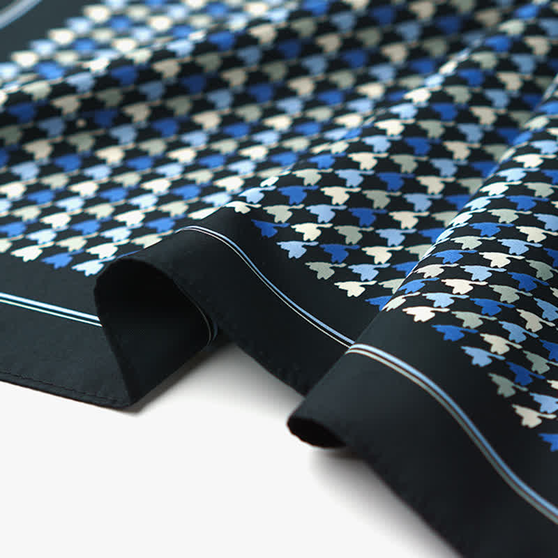 Marineblauer Hahnentritt-Quadratschal mit Schalschnalle