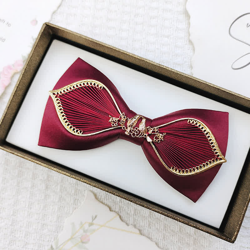 Herren Hochzeitsfliege mit Goldvogel-Blätter-Blumenmuster