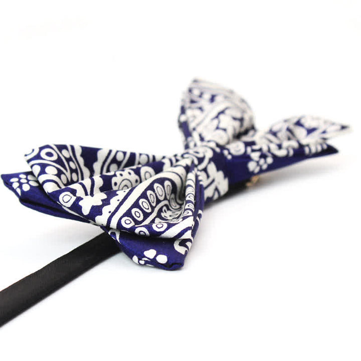 Herren Fliege in Marineblau mit weißen Cashew-Punkten