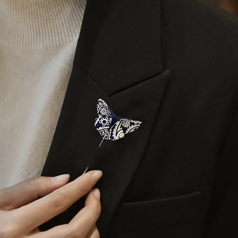 Herren Fliege in Marineblau mit weißen Cashew-Punkten