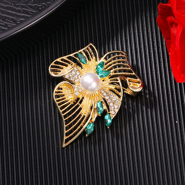 Damen Gold Hohlblatt Perle Strass Brosche