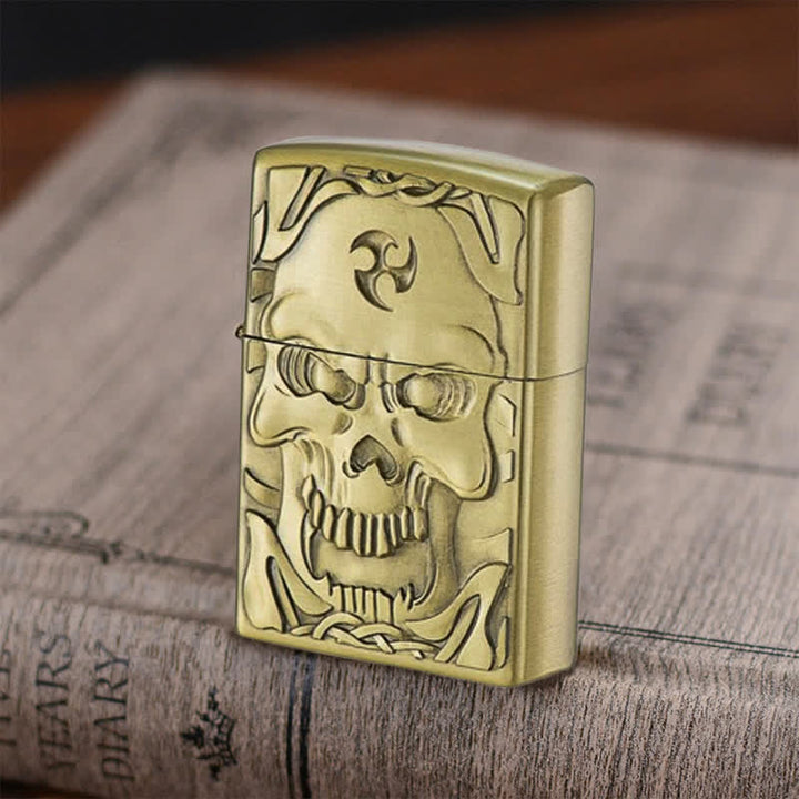 Cooler Totenkopfschädel aus Bronze, nachfüllbares Kerosinfeuerzeug