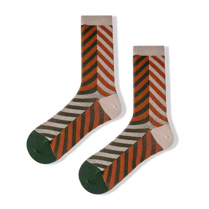 Klassische Crew-Socken aus Baumwolle mit Farbblock-Pfeilstreifen - Dunkelgrün und Orange - 6 Paare - Einheitsgröße (US 6 - US 10) - image 9