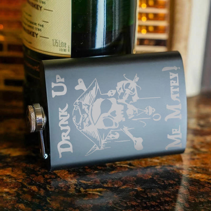 3–8 oz Piratenschädel Getränk Laser Muster Edelstahl tragbare Flasche - image 1