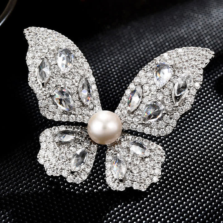 Funkelnde Schmetterlingsbrosche mit Zirkonia für Damen