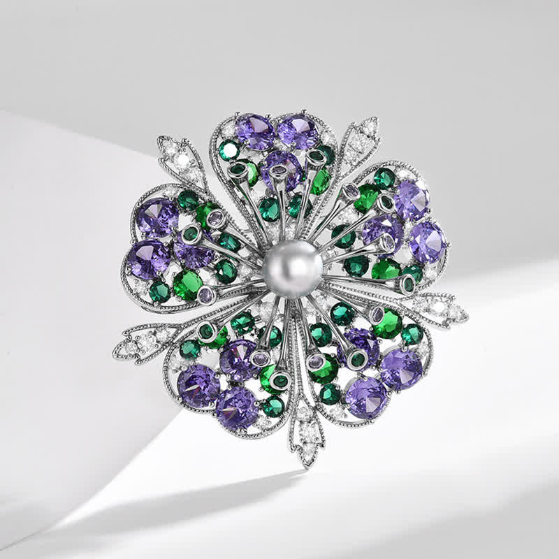 Elegante florale Brosche mit farbigen Zirkoniaperlen für Damen