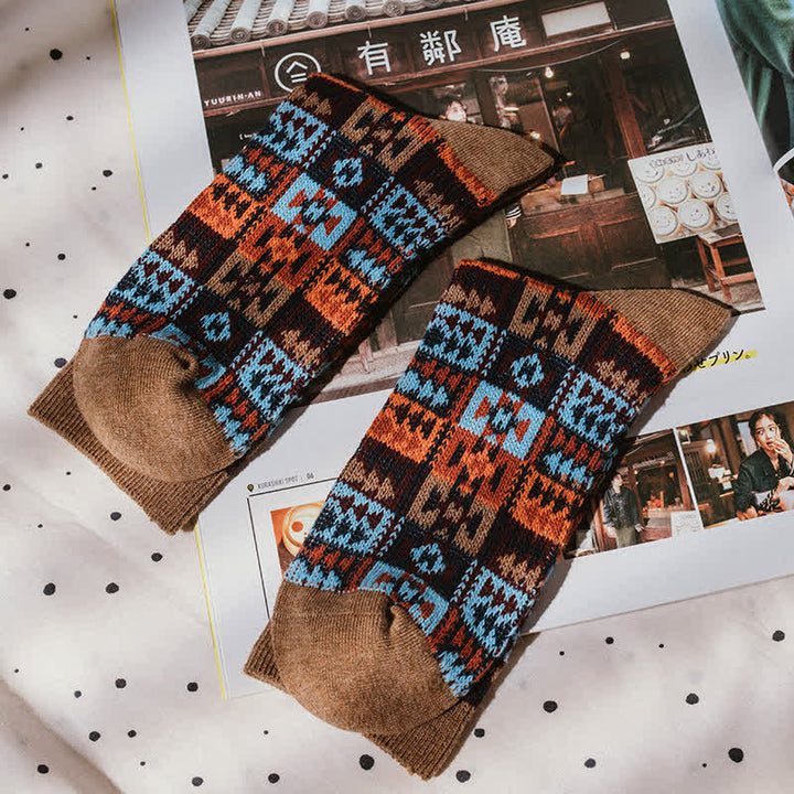 Crew-Socken aus Baumwolle im Vintage-Stil mit ethnischem Stammesmuster