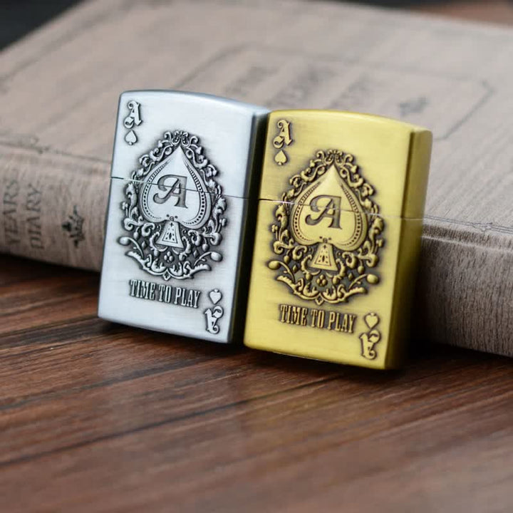 Nachfüllbares Butanfeuerzeug mit Lucky ACE Poker-Relief-Design