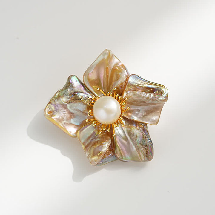 Asymmetrische Blumenbrosche mit Barockperlen für Damen