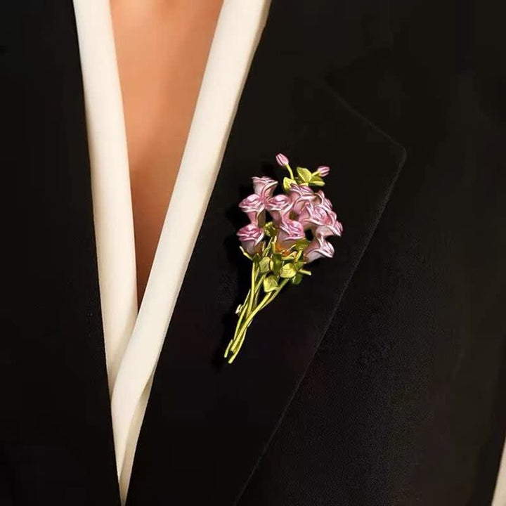 Süße Brosche mit Rosenstrauß in Rosa und Grün für Damen