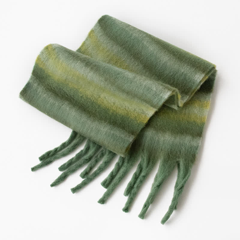 Unisex Mohairschal mit Quasten in Regenbogenfarben und Kontrastfarbe