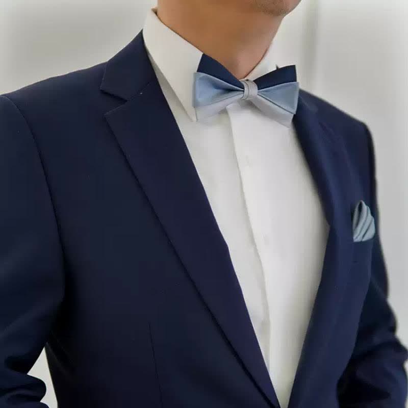 Fliege für Herren in Marineblau und Grau mit drei kontrastierenden Farben