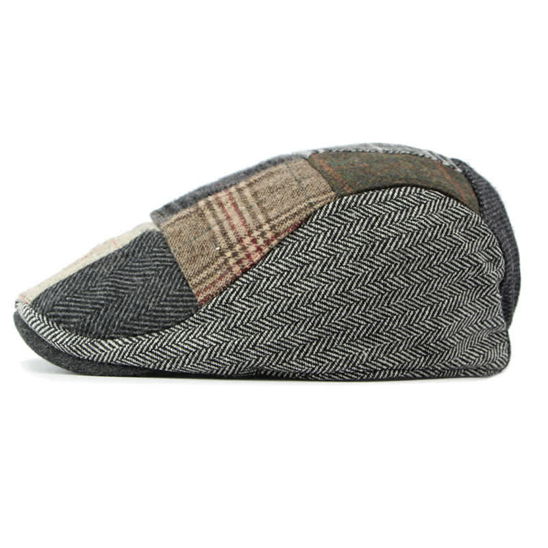Baskenmütze mit Fischgrätenmuster und Patchwork-Muster im Retro-Stil
