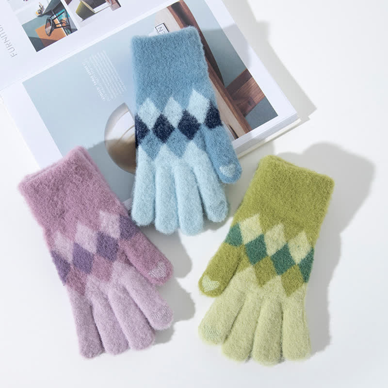 Warme Strickhandschuhe aus Plüsch mit buntem Rautenmuster