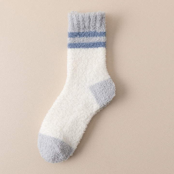 Sanfte gestreifte, flauschige Schlafsocken aus Korallenfleece für Herren