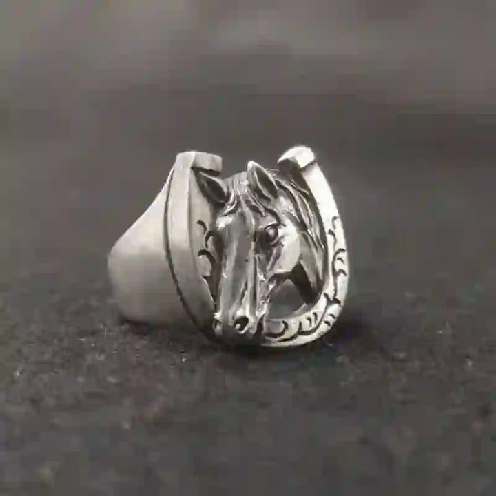 Dominierender Rock-Bullen-Pferde-Totem-Ring für Herren mit verstellbarem Öffnungswinkel