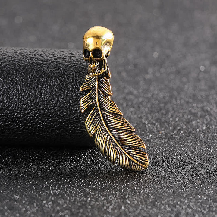 Coole Hip Hop Totenkopf &amp; Feder Brosche