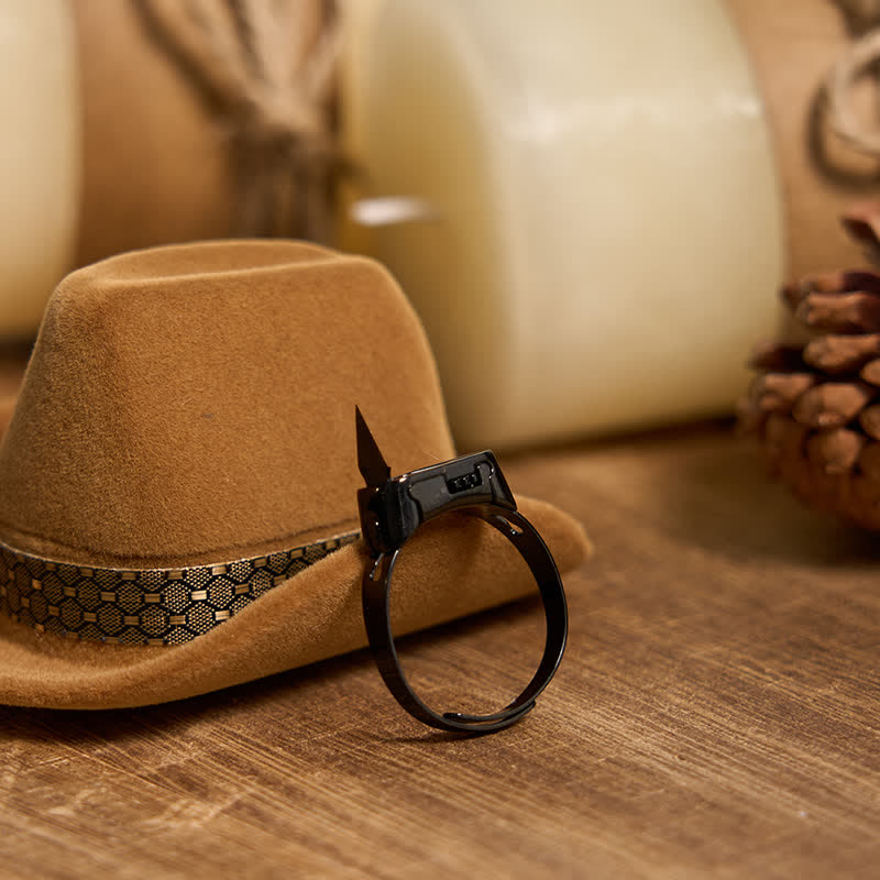 Ring-Set mit Longhorn-Bullenanhänger und versteckter Klinge