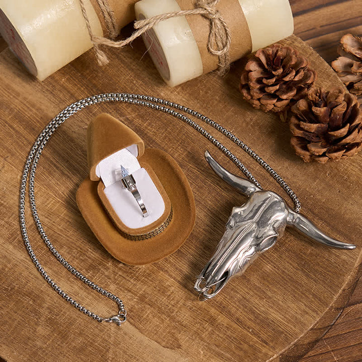 Ring-Set mit Longhorn-Bullenanhänger und versteckter Klinge