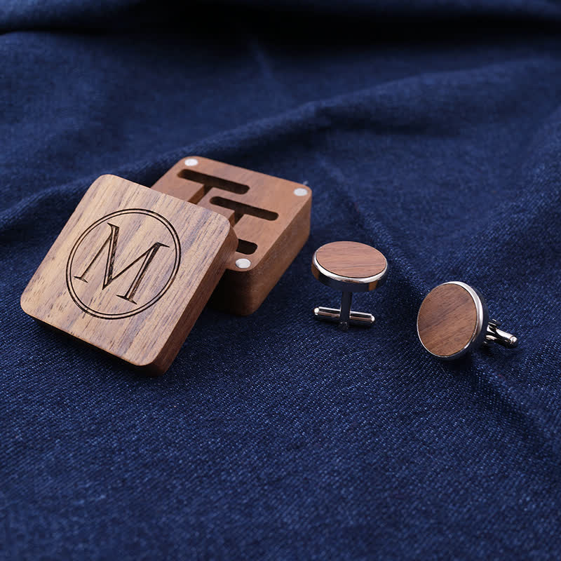 Personalisierte Manschettenknöpfe aus Holz mit graviertem Buchstaben für Herren