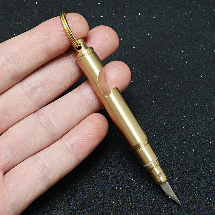 Multifunktionaler Flaschenöffner, verstecktes Messer, abnehmbarer Bullet-Schlüsselanhänger