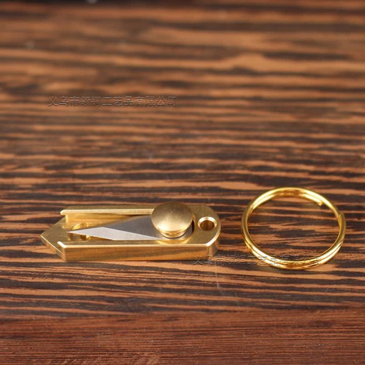 EDC-Werkzeug Messing Mini Push Blade Schlüsselanhänger