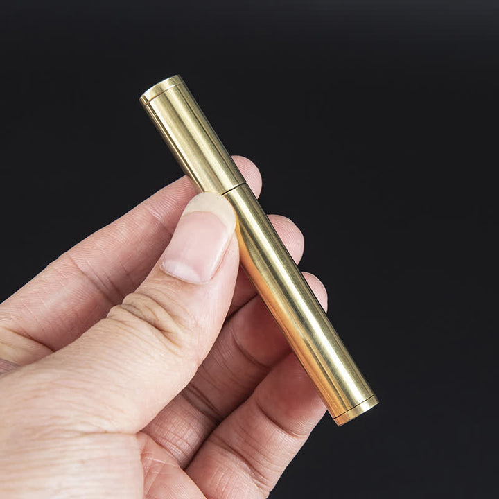 Mini-Feuerzeug in Gold mit langem Stab und Zigarettenform, nachfüllbar