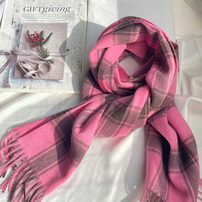 Unisex Vintage Kaschmirschal in passender Farbe mit Karomuster