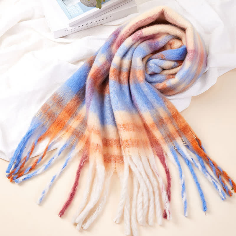 Klassischer warmer Unisex-Schal mit Quasten und Karomuster