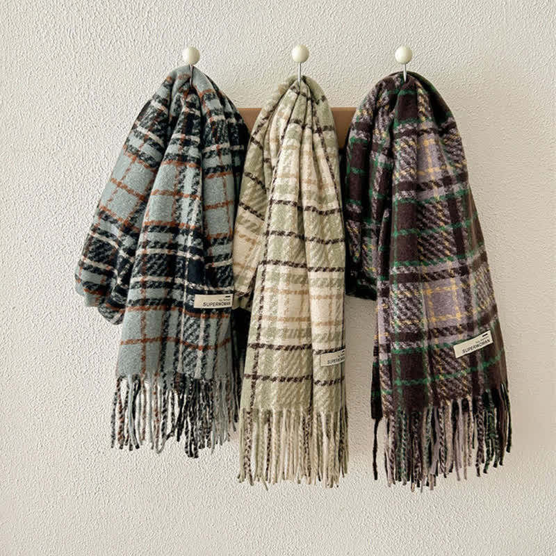 Wärmerer, übergroßer Unisex-Winterschal mit Quasten und Karomuster