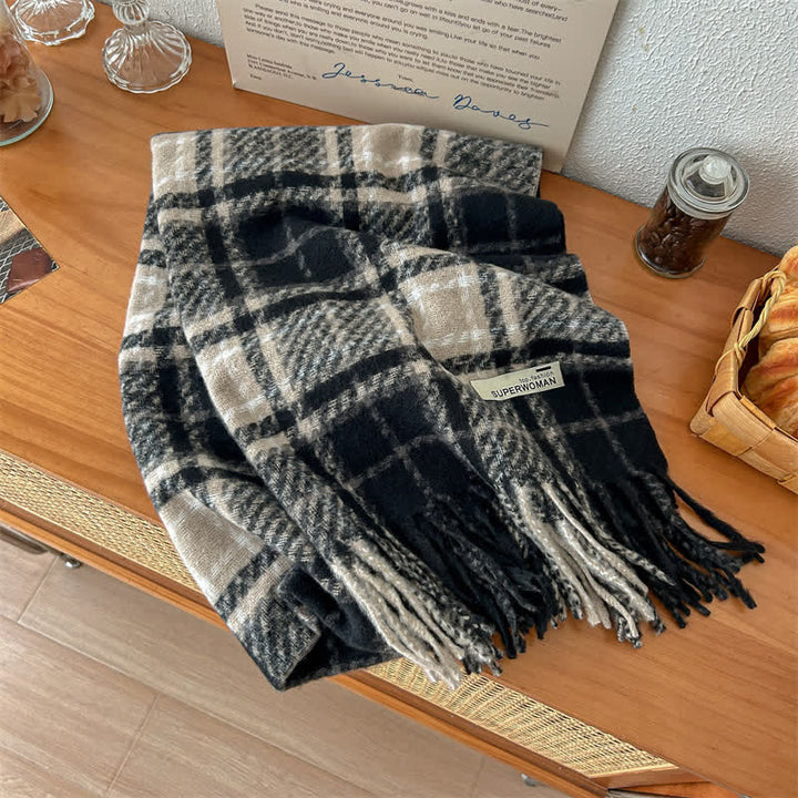 Wärmerer, übergroßer Unisex-Winterschal mit Quasten und Karomuster