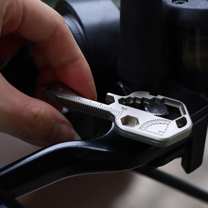 Mini Utility 11 in 1 Schlüsselförmiger Schlüsselanhänger für gängige Werkzeuge - image 5