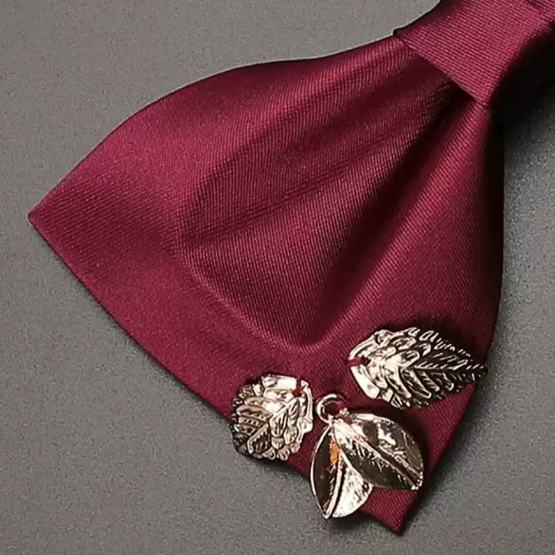 Burgunderrote Fliege mit Metallblättern für Herren - image 3