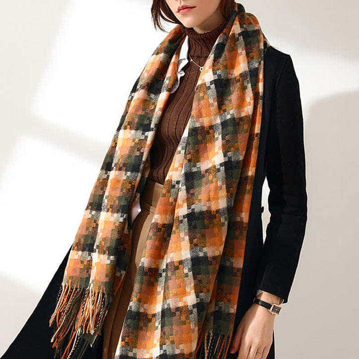 Mehrfarbiger weicher Unisex-Schal mit Fransen in Puzzleform
